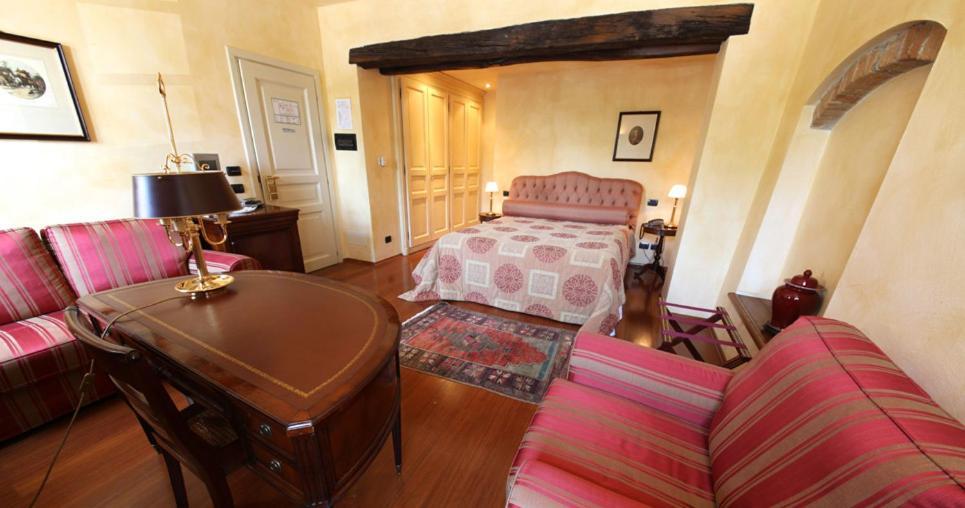 Hotel Casa Pavesi Grinzane Cavour Δωμάτιο φωτογραφία